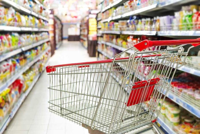 171787895. featured image Empty shopping cart in grocery store aisle